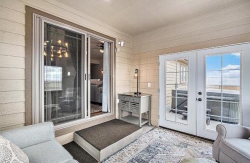 Carpenter House | Spacious ranch w hot tub & fire pit