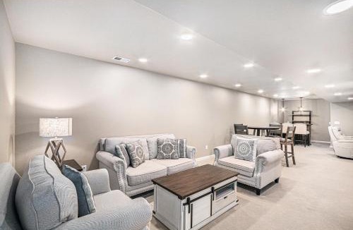 Carpenter House | Spacious ranch w hot tub & fire pit