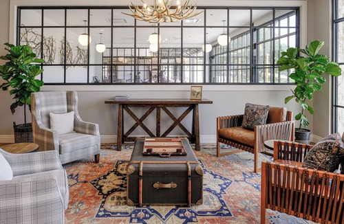 Boerne Hotel | Spacious Room w/Patio | Golf & Live Music | 6 mi to the Hill Country Mil