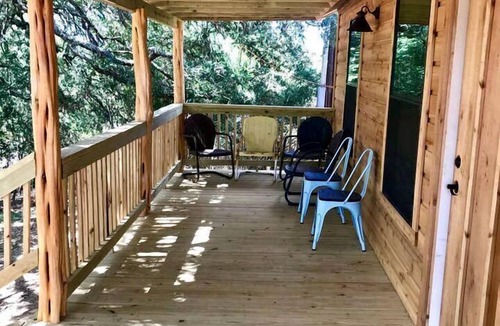 Mason Cabin | Spacious Texas Hill Country Cabin Ideal for Weekend Getaways from Austin