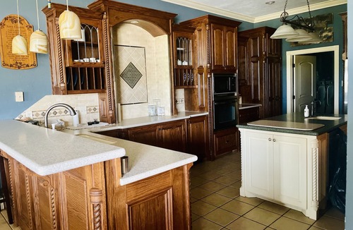 Elgin House | Spacious with Spectacular Views near Fort Sill, Medicine Park, Lawton and Elgin!
