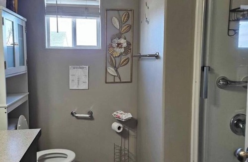 Pasco House | spare luxury room available Tri-Cities West Pasco WA