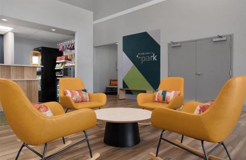 Northeast Heights Hotel | Spark By Hilton Albuquerque North I-25