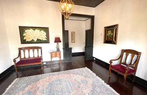 Midtown House | Sparkling pool home 6-BR Oasis Near Downtown