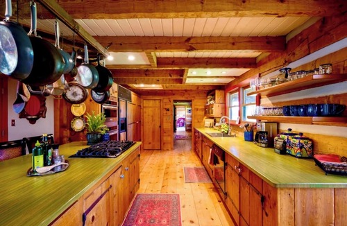 Ignacio House | Specials:Hottub|ChefsKitchen|Sleeps9:RusticRanch