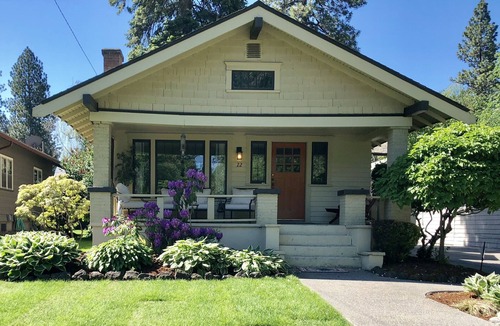 Manito House | Spokane 2BDR Home: Steps Away from Manito Park!