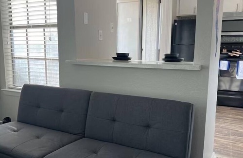 North Arlington Apartment | Sports Fan Getaway 2 mi to AT&T Stadium Pool/Gym Near Entertainment District