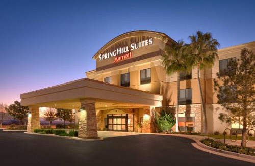 Safford Hotel | SpringHill Suites Thatcher
