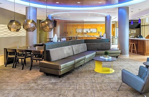 El Lago Hotel | SpringHill Suites Houston NASA/Seabrook