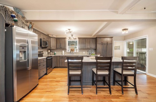 Lakeland House | Springtime Serenity-Lakefront Home on Lake Hamilton!
