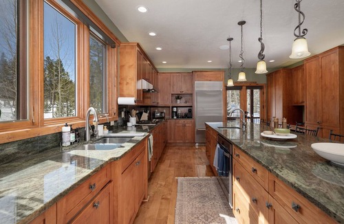 Granby House | Stagecoach Cabin 5 Bedroom Home by RedAwning