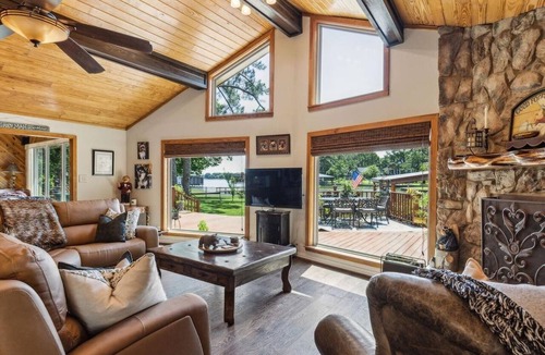 Star Harbor House | Star Harbor on Cedar Creek. Sleeps 14, Pool & Dock