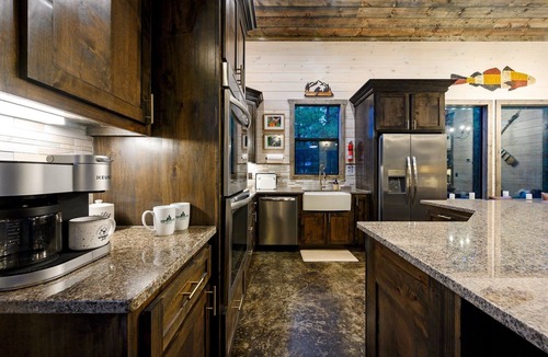 Pickens Cabin | Star-Spangled Fun | Arcade + Outdoor Oasis + Putt-Putt + EV Outlet