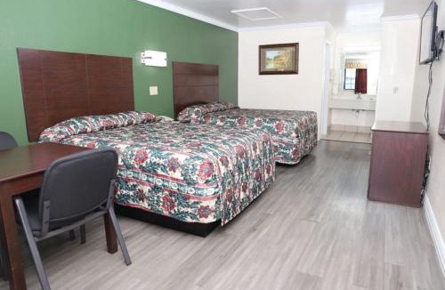 West San Antonio Hotel | Starlite Motel