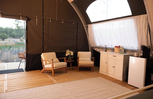 McIntosh Cabin | Starry Skies Glamping Escape