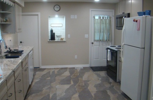 North Bend House | Stay At Mulberry Street in North Bend for a small-town family retreat.