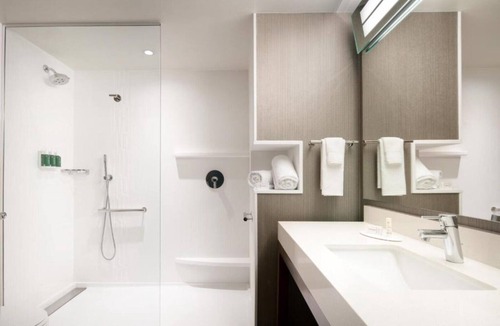 Centerra House | Stay at our Loveland, CO, Pet-Friendly Hotel