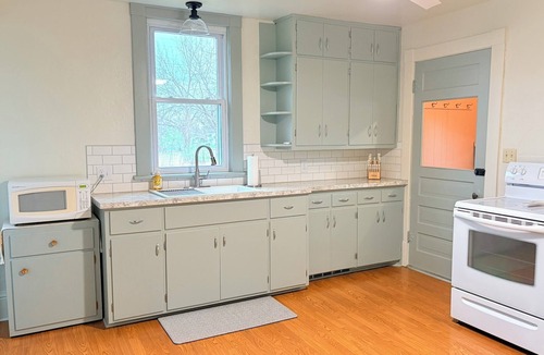 Crawford House | Stay at Rita's! Wonderful 5-bedroom house in charming Crawford, NE.