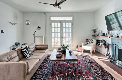 Congress Park Condo | Stay Downtown! Historic Condo w/ sunroom!