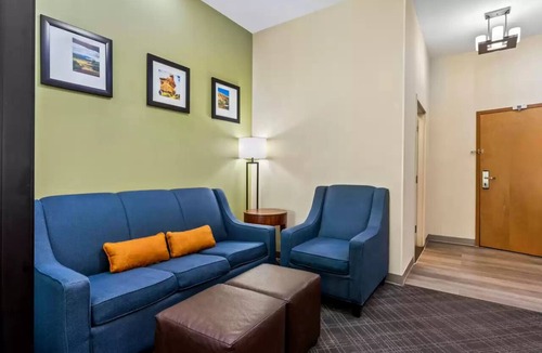 Roswell House | Stay in Comfort & Style – 4 Spacious Units in Roswell for Your Perfect Getaway!