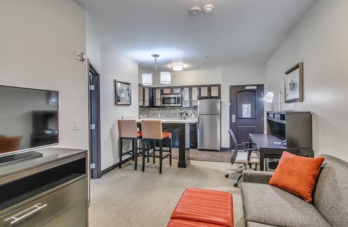 Lubbock Hotel | Staybridge Suites Lubbock South by IHG