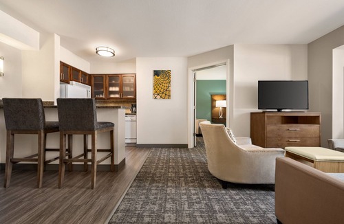 Oklahoma City Hotel | Staybridge Suites Oklahoma City-Quail Springs by IHG