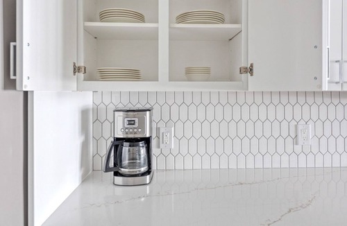 South Lake Union Apartment | Stellar SLU 1BR w/ Gym & Parking, walk to Space Needle, by Blueground