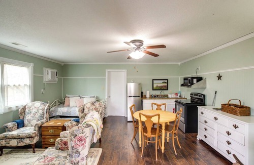 Nauvoo Apartment | Steps to Nauvoo Temple! 2-Unit Family Combo
