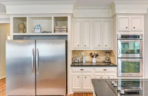 Surfside Beach Cottage | Steps to Surfside Beach: Large Group Gulf Retreat