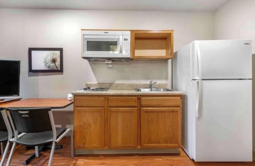 Shreveport Hotel | Studio 6 Extended Stay Shreveport Airport LA