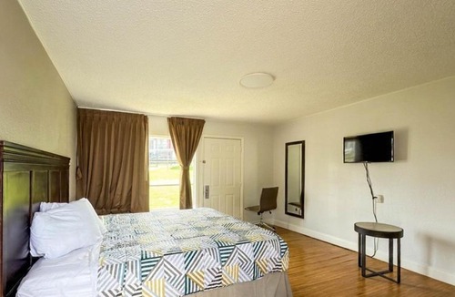 Belton Hotel | Studio 6 Suites Belton, TX