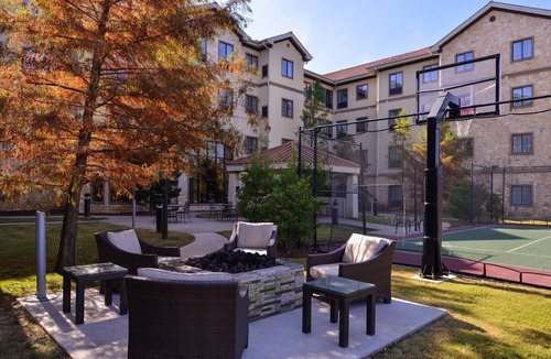 Central Oklahoma City Apartment | Studio | Free Breakfast + Pool
