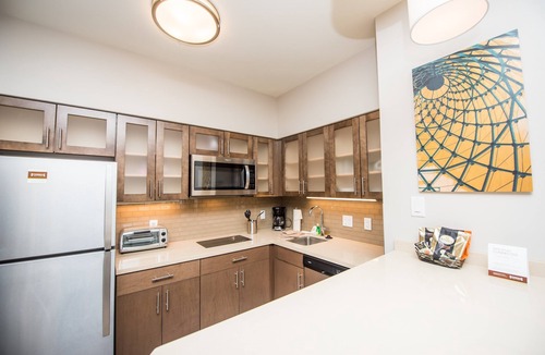 Humble Apartment | Studio Suite, 1 King, Accessible Roll-In