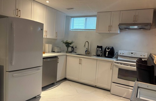 Grand River South Apartment | Studio unit with one bedroom double bed and one sofa bed