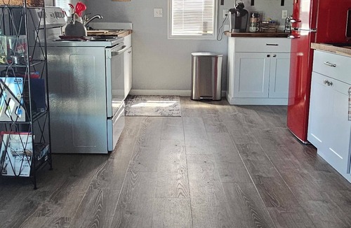 Payette Apartment | Studio with so much to offer! Small family and pet friendly.