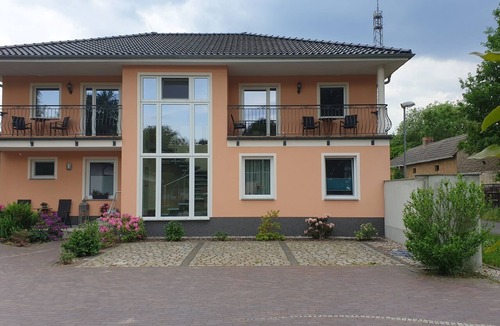 Bad Liebenwerda Apartment | Studio with terrace annex