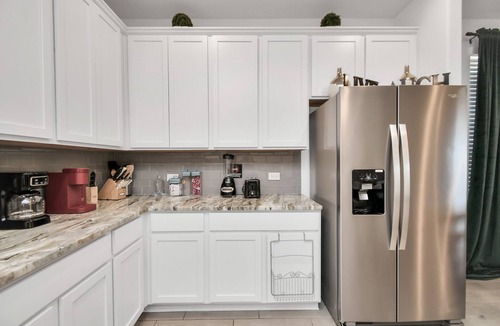 Clodine House | Stunning and inviting experience luxury living in this exquisite 4BR house.