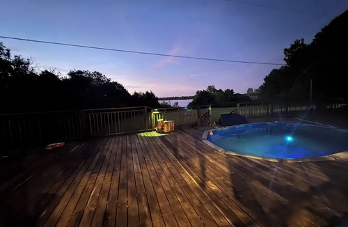 Westminster House | Stunning and private lake front sunrise and sunset views!