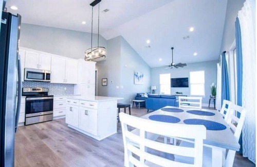 Mississippi City House | Stunning Comfortable Beach View House! Play Pool by the Beach! Great Family fun!