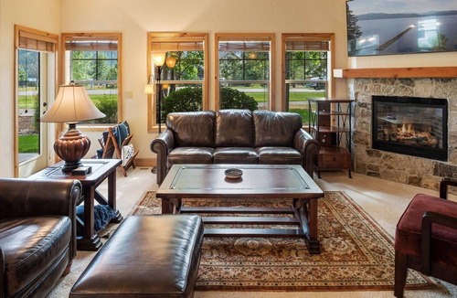 Dover Bay House | Stunning Condo | Dover Bay Waterfront Community