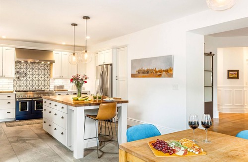 Flagstaff House | Stunning Home w/Hot Tub, Sauna, 5 Min to Downtown