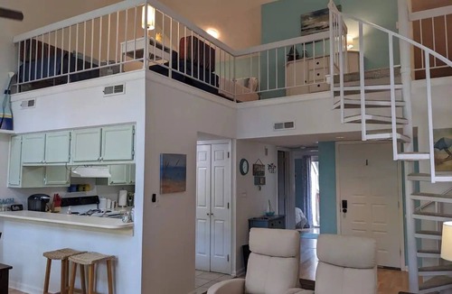 Avoca Condo | Stunning Lake-themed condo on Lake Monroe at Eagle Pointe Golf Resort.