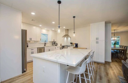 Westbury House | Stunning Modern Dream Home w Pool, Grill, Foosball