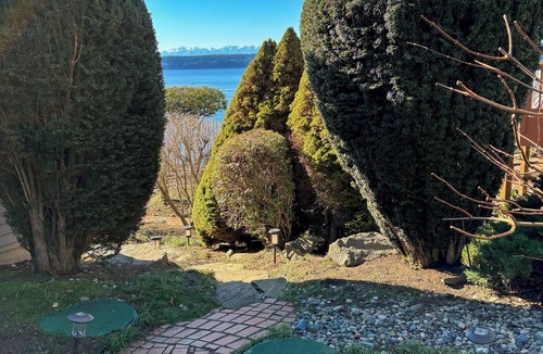Camano Island Apartment | Stunning Sunsets! Camano Retreat, Close to Beaches