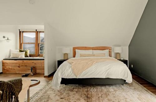Shadow Mountain House | Stunning View House - 15-min to Town - Evergreen