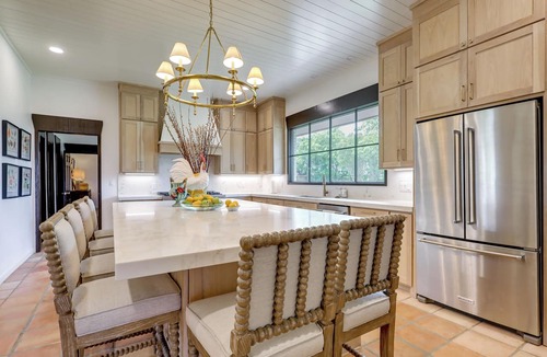 Paluxy House | Stunning Views! Luxurious & Secluded Glen Rose Gem
