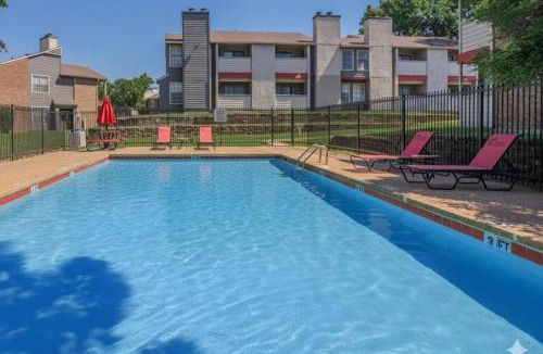North Arlington Apartment | Stylish 1 bedroom Near ATT Stadium