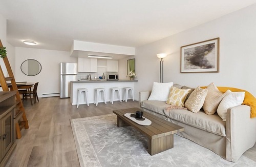 East Boulder Apartment | Stylish 1BD with Mountain Views + Pool