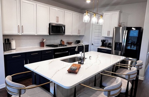 Princeton House | Stylish 4BR Home in Princeton. Large Yard,Pool,Workspace. Near Frisco & McKinney