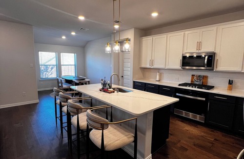 Princeton House | Stylish 4BR Home in Princeton. Large Yard,Pool,Workspace. Near Frisco & McKinney
